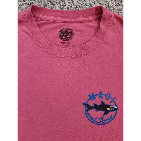 MAUI AND SONS T Shirt Mens Medium Pink Graphic Shark Logo Short Sleeve Crewneck - Picture 3 of 7